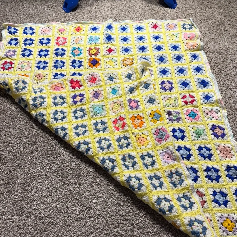 Vintage granny square baby blanket handmade hand knit girls colorful crochet